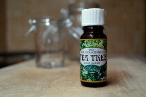 tea tree oil od firmy saloos, domácí kosmetika